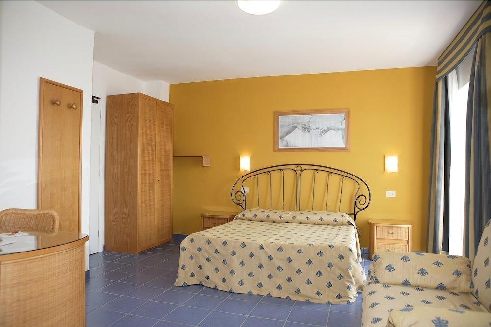 קאורלה Hotel Garni' Serena מראה חיצוני תמונה
