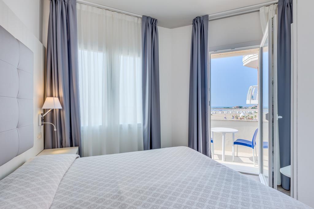 קאורלה Hotel Garni' Serena מראה חיצוני תמונה