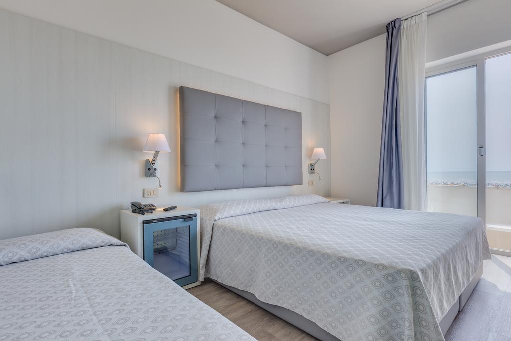 קאורלה Hotel Garni' Serena מראה חיצוני תמונה