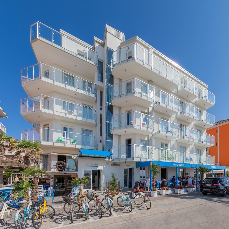 קאורלה Hotel Garni' Serena מראה חיצוני תמונה